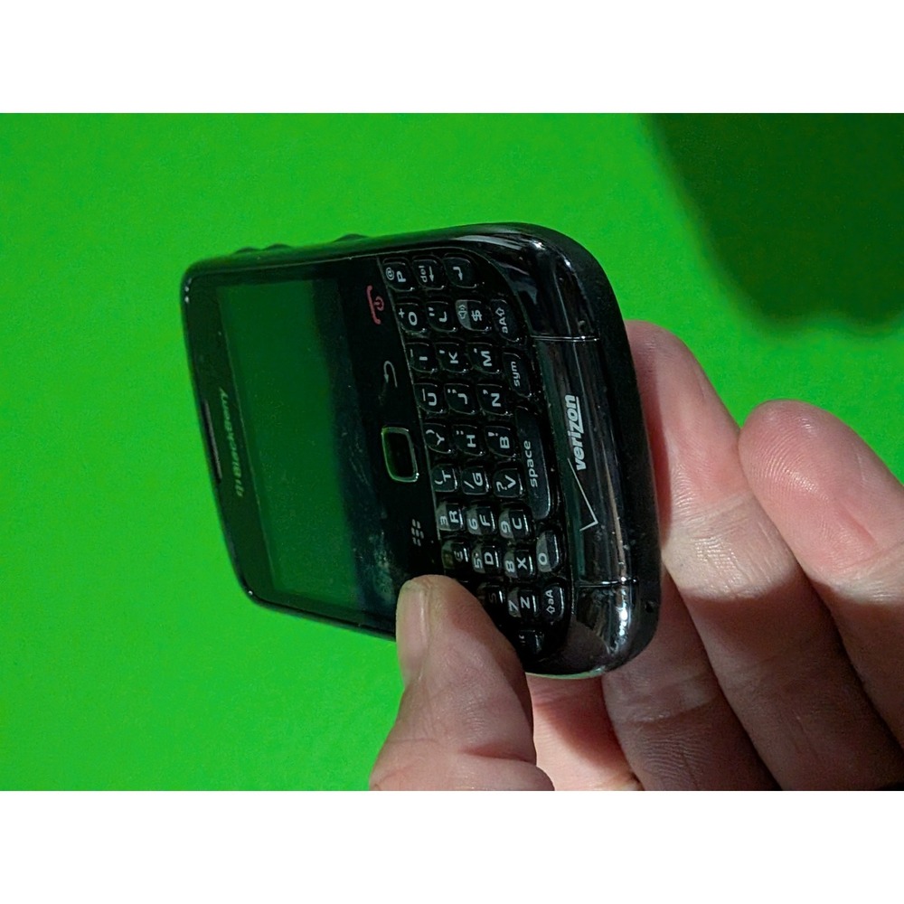 Blackberry Curve 9330 Black (Verizon) 3G CDMA Qwerty Smartphone Untested Prop - Picture 4 of 8